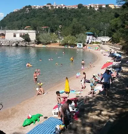 Bozic-omisalj Apartman